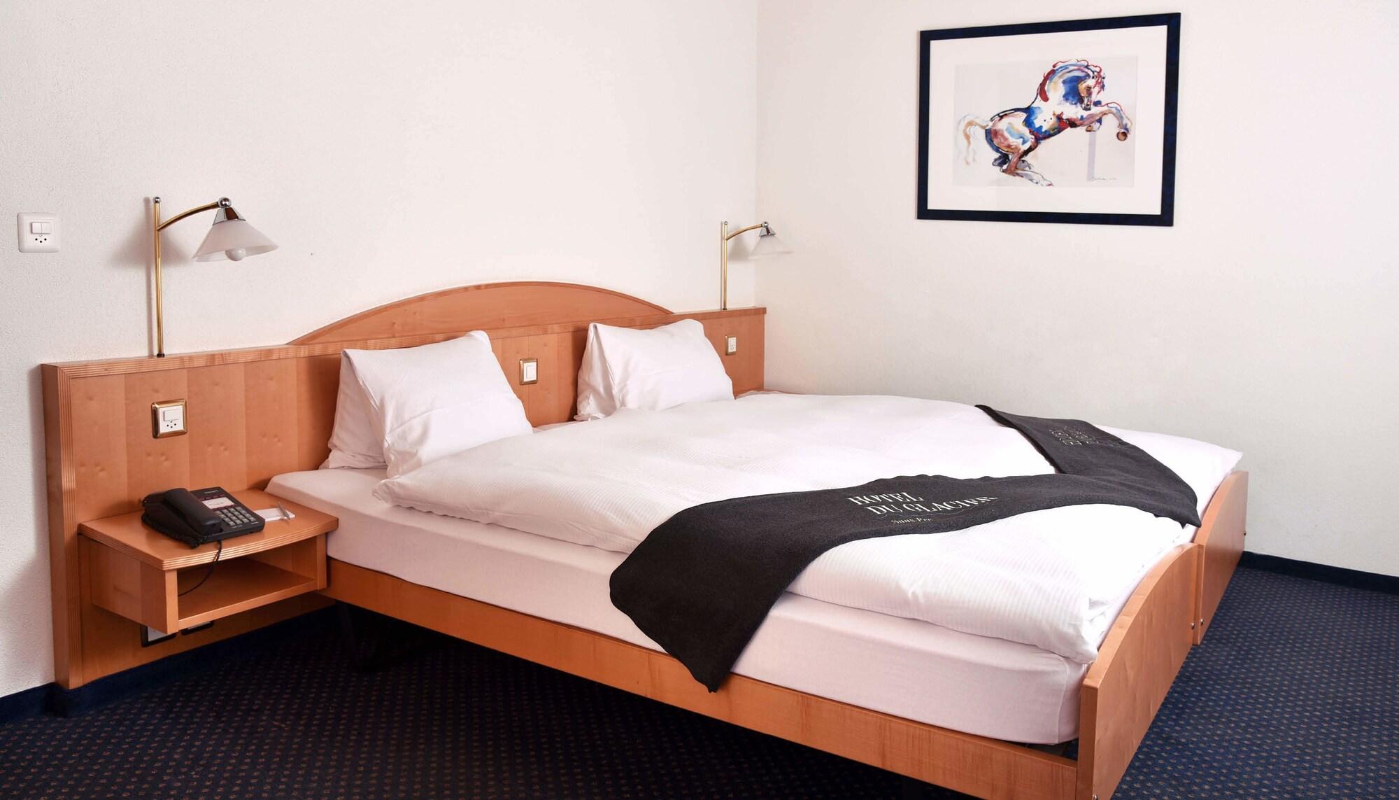 Hotel Du Glacier - The Dom Collection ซาสฟี ภายนอก รูปภาพ